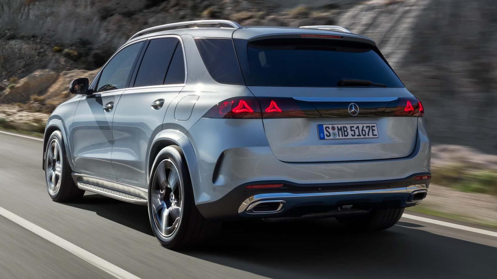 Ντεμπούτο για τις ανανεωμένες Mercedes GLE και GLE Coupe